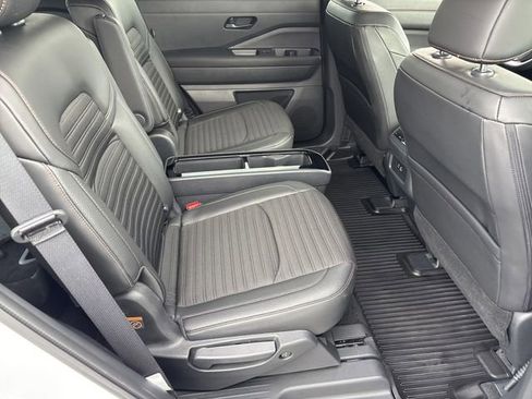 Used 2024 Nissan Pathfinder Rock Creek AWD/4WD image 22