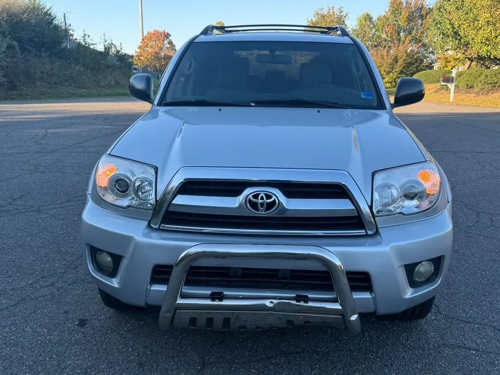 Used 2006 Toyota 4Runner SR5 AWD/4WD image 9