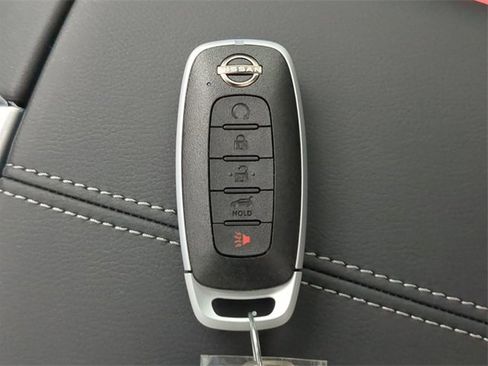 New 2025 Nissan Murano SL image 30