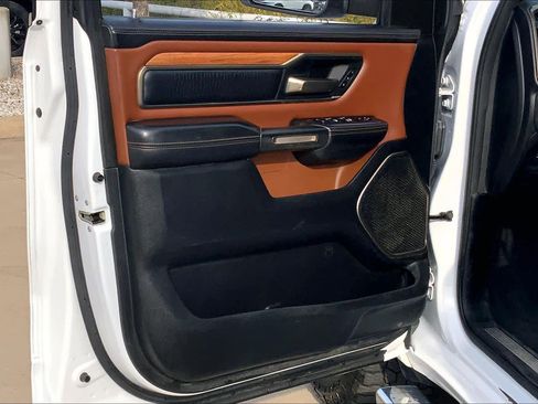 Used 2021 RAM 1500 Limited w/ Bed Utility Group image 22