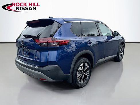Used 2021 Nissan Rogue SV FWD image 7