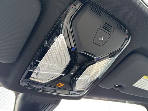 Used 2021 BMW X5 xDrive40i w/ Premium Package 2 image 21