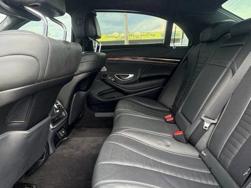 Used 2016 Mercedes-Benz S 550 4MATIC Sedan image 9