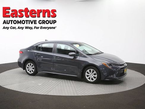 Used 2025 Toyota Corolla LE FWD image 46