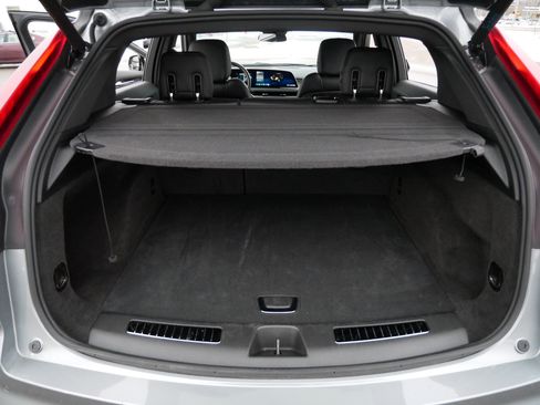 Used 2025 Cadillac XT4 Premium Luxury image 18