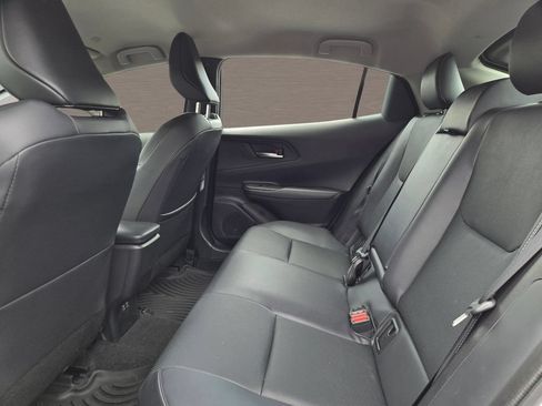 Used 2025 Toyota Prius FWD image 12
