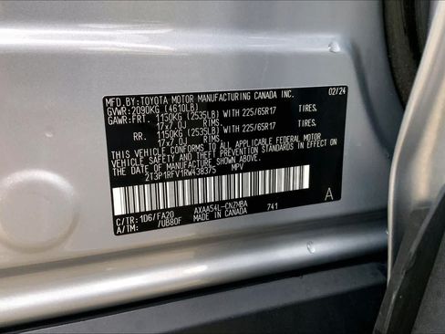 Used 2024 Toyota RAV4 XLE AWD/4WD image 33