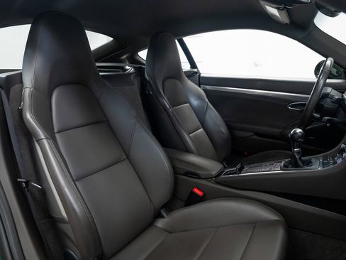 Used 2017 Porsche 718 Cayman S image 21