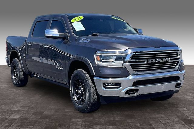 Used 2021 RAM 1500 Laramie w/ Off Road Group AWD/4WD image 11