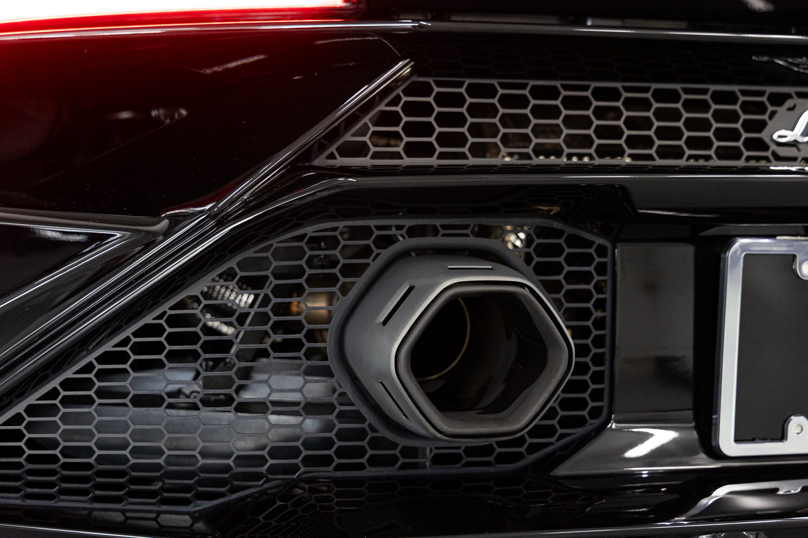 Used 2023 Lamborghini Huracan Tecnica RWD image 28
