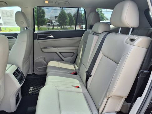 Used 2019 Volkswagen Atlas SEL R-Line FWD image 19