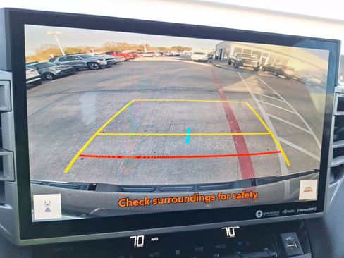 Used 2023 Toyota Tundra Limited image 27