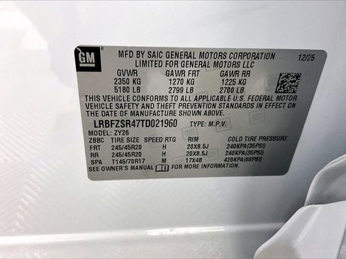 New 2026 Buick Envision Avenir image 9