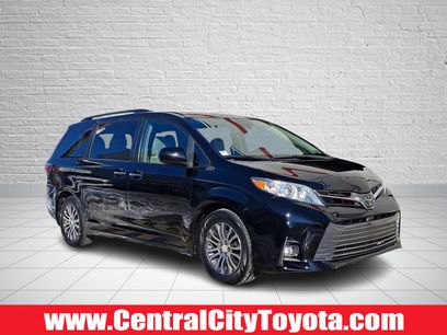 Used 2018 Toyota Sienna XLE w/ XLE Navigation Package