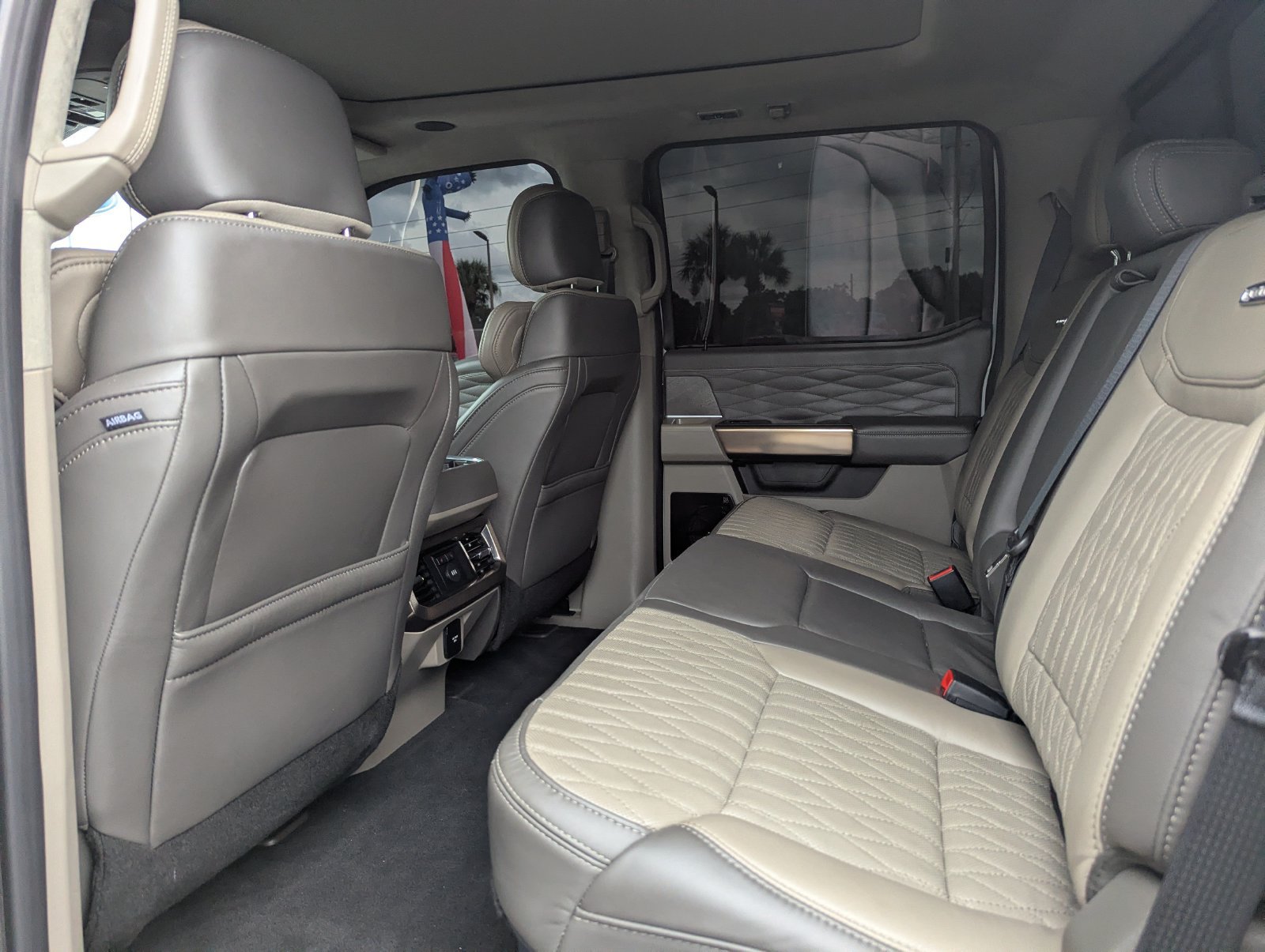 Certified 2026 Ford F250 Platinum w/ Platinum Plus Package AWD/4WD image 24