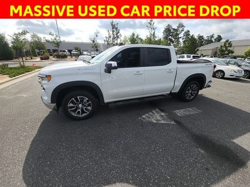Used 2024 Chevrolet Silverado 1500 LT w/ Protection Package AWD/4WD image 8