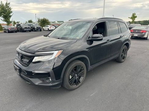 Used 2021 Honda Pilot Black Edition image 3