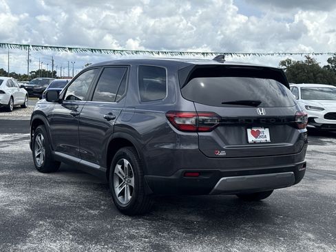 Certified 2025 Honda Pilot EX-L image 9
