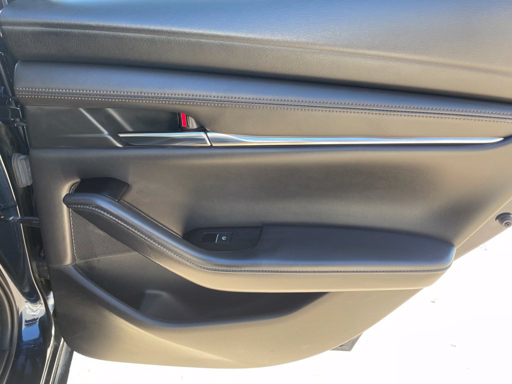 Used 2019 MAZDA MAZDA3 Sedan w/ Preferred Package FWD image 24
