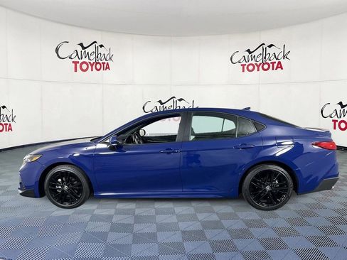 Used 2026 Toyota Camry SE image 4