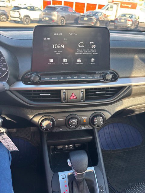 Used 2020 Kia Forte LXS FWD image 12