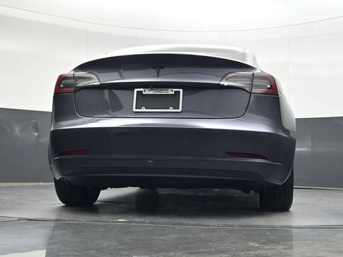 Used 2019 Tesla Model 3 Standard Range Plus RWD image 36