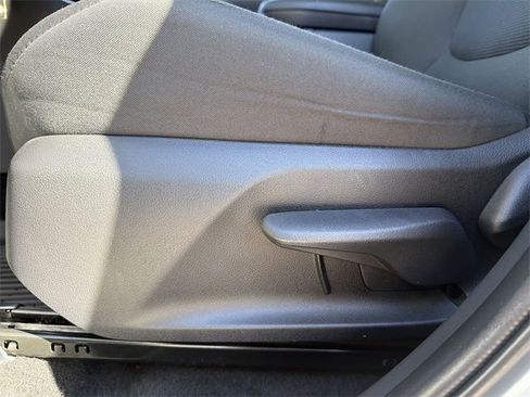 Used 2024 Toyota RAV4 LE image 12