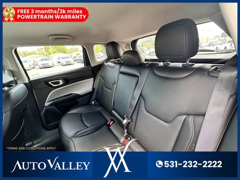 Used 2022 Jeep Compass Limited image 28