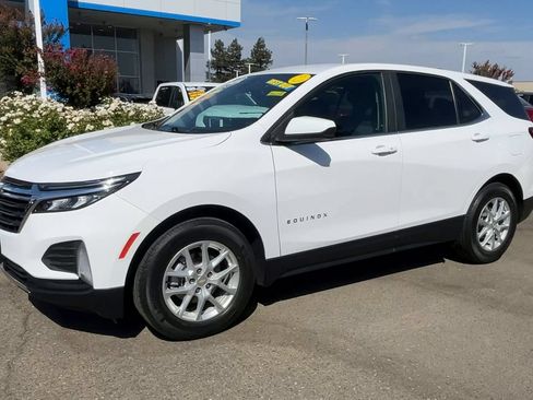 Used 2022 Chevrolet Equinox LT FWD image 3