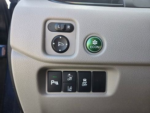 Used 2019 Honda Pilot Touring image 23