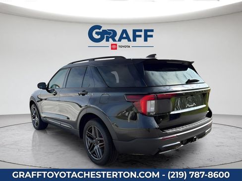 Used 2026 Ford Explorer ST-Line w/ ST-Line Street Pack AWD/4WD image 10