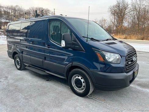 Used 2017 Ford Transit 150 130 Low Roof RWD image 13