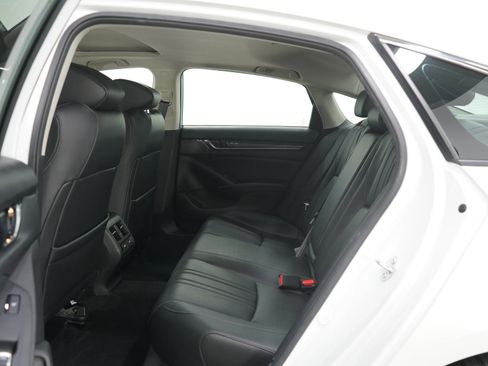 Used 2022 Honda Accord Touring image 15
