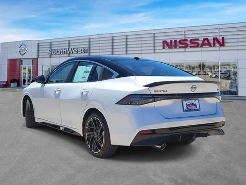 New 2026 Nissan Sentra SR FWD image 7