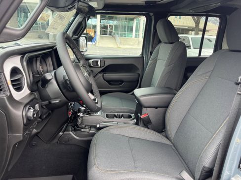 New 2026 Jeep Gladiator Willys image 12