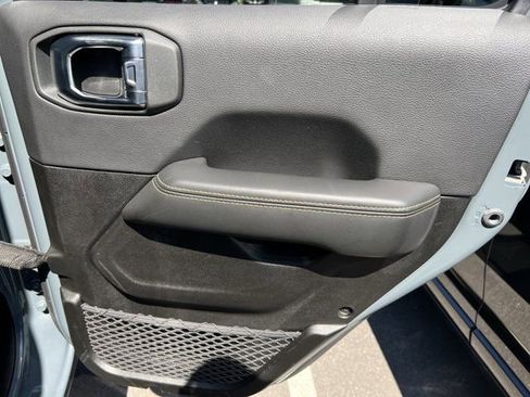 Used 2025 Jeep Wrangler Unlimited Sahara w/ Safety Group AWD/4WD image 13