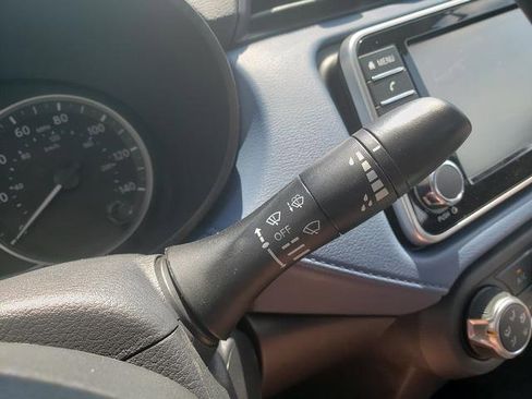 New 2025 Nissan Versa SV w/ Trunk Package image 21