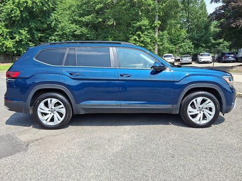 Used 2022 Volkswagen Atlas SE w/ Panoramic Sunroof Package AWD/4WD image 12