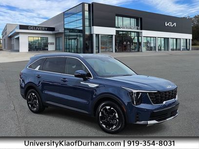 Certified 2025 Kia Sorento S w/ Panoramic Sunroof Package