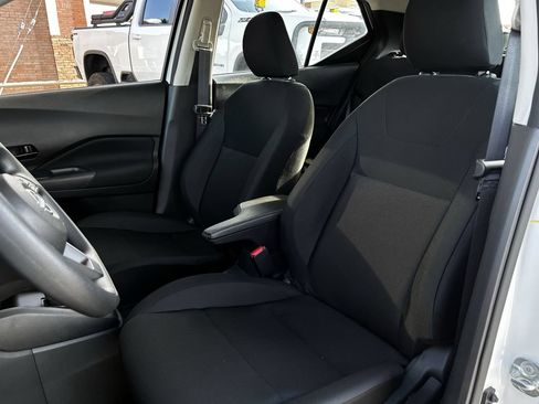 Used 2025 Nissan Kicks Play S FWD image 24