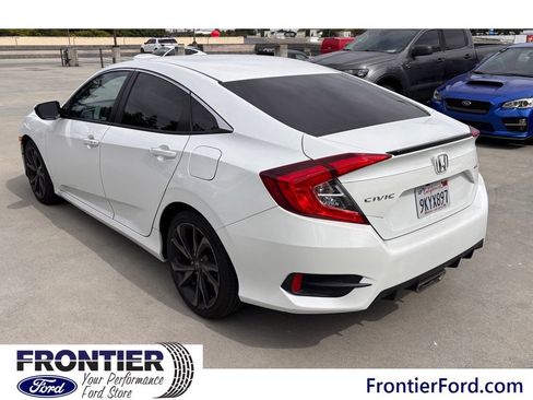 Used 2019 Honda Civic Sport image 4