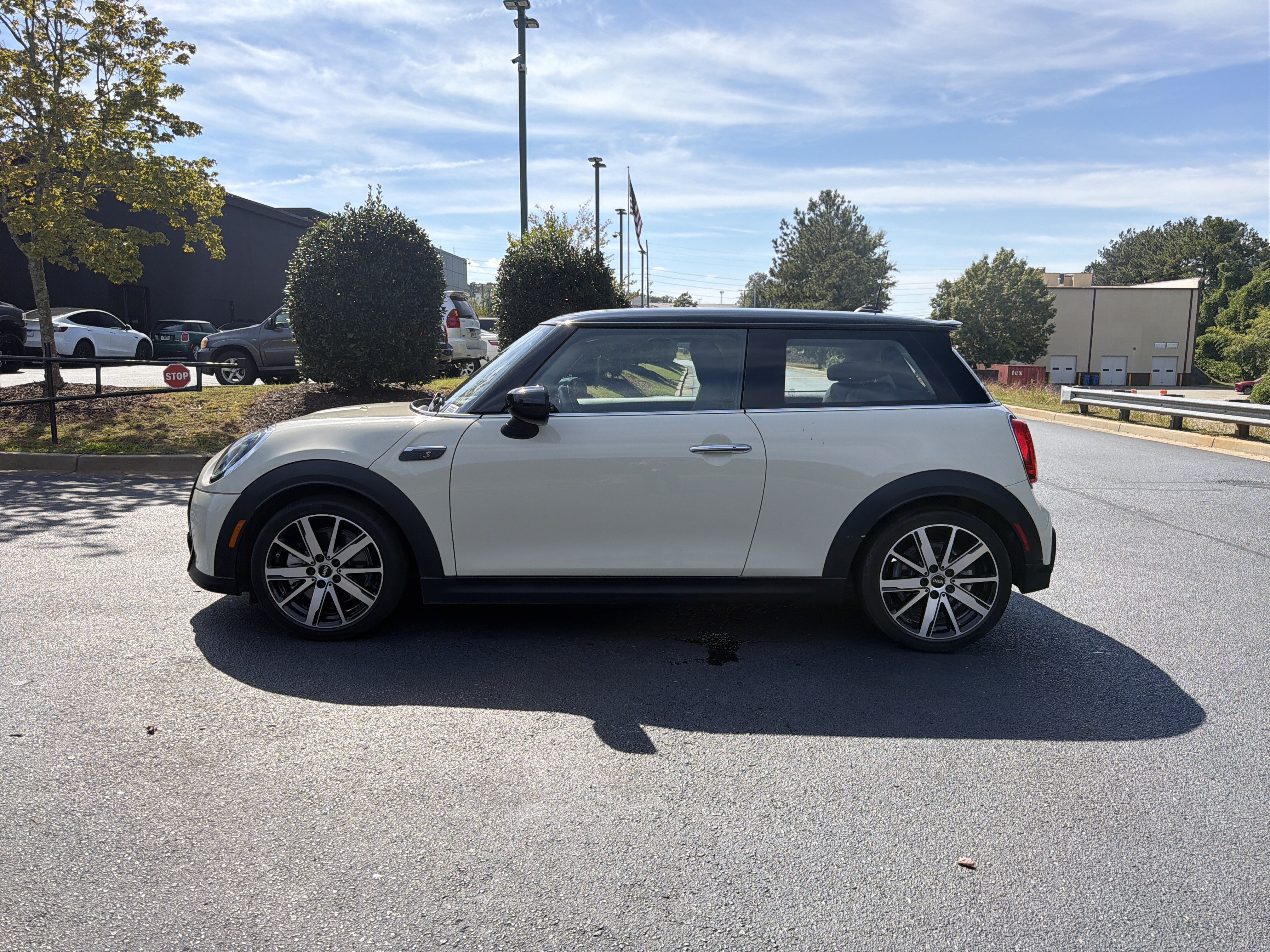 Used 2023 MINI Cooper S FWD image 13