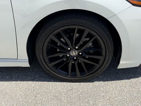 Used 2024 Toyota Camry XSE FWD image 10
