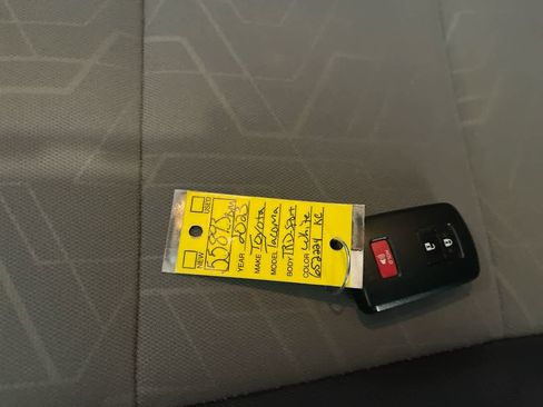 Used 2023 Toyota Tacoma TRD Sport w/ Technology Package image 26