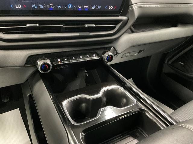 Used 2025 Chevrolet Silverado EV LT w/ LT Premium Package AWD/4WD image 18