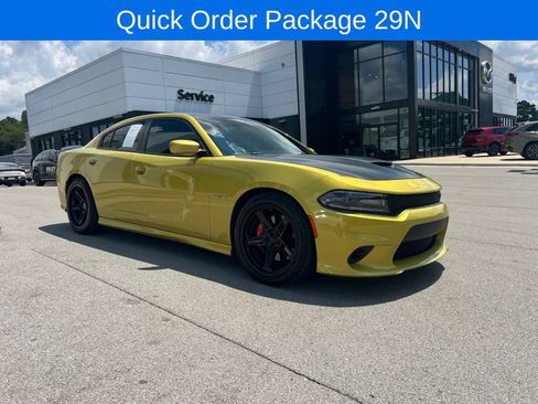 Used 2021 Dodge Charger R/T w/ Plus Group RWD image 3