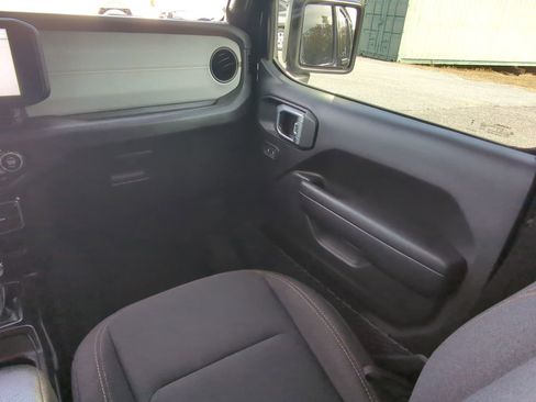 Certified 2024 Jeep Wrangler Sport S image 15