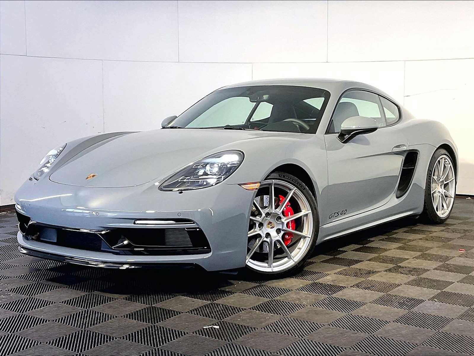 Certified 2025 Porsche 718 Cayman GTS RWD image 1