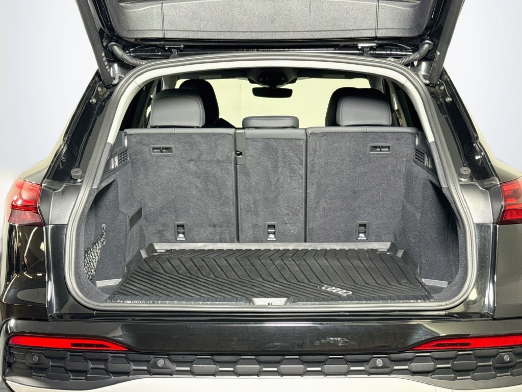Used 2025 Audi Q5 Premium Plus w/ Premium Plus AWD/4WD image 20