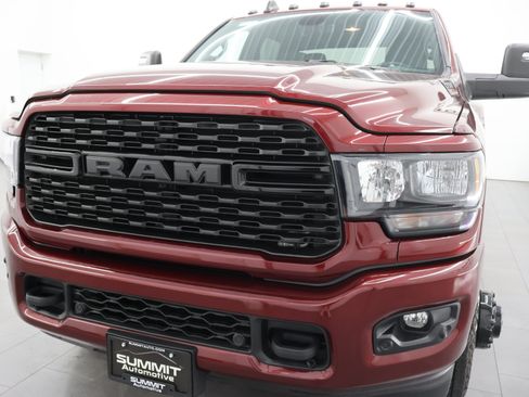 Used 2024 RAM 3500 Big Horn w/ Night Edition AWD/4WD image 21